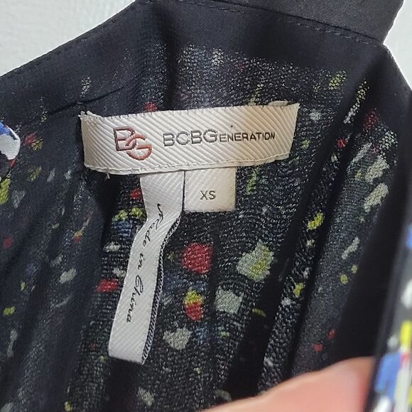 NWOT BCBGeneration Silky Abstract Dress - Picture 12 of 16